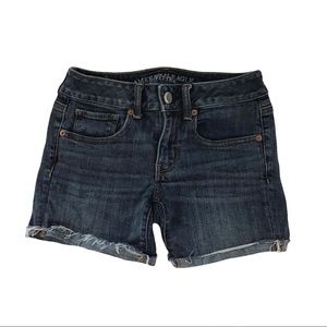American Eagle Super Stretch Midi Size 2 Distressing Hem Cuff Shorts Dark Wash